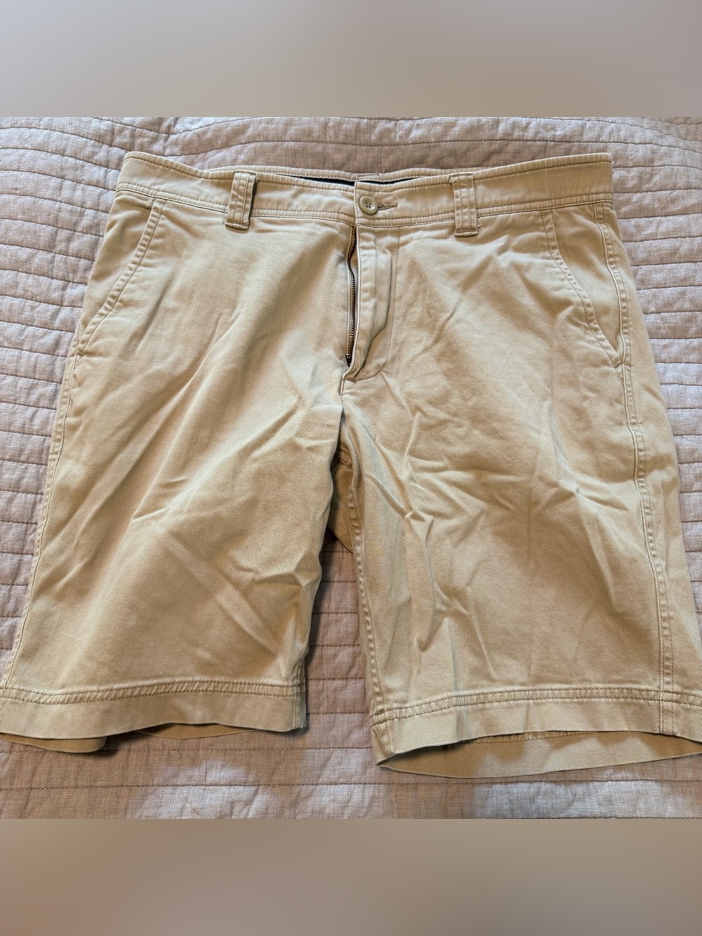 NWOT St. John's Bay Men's Tan Shorts